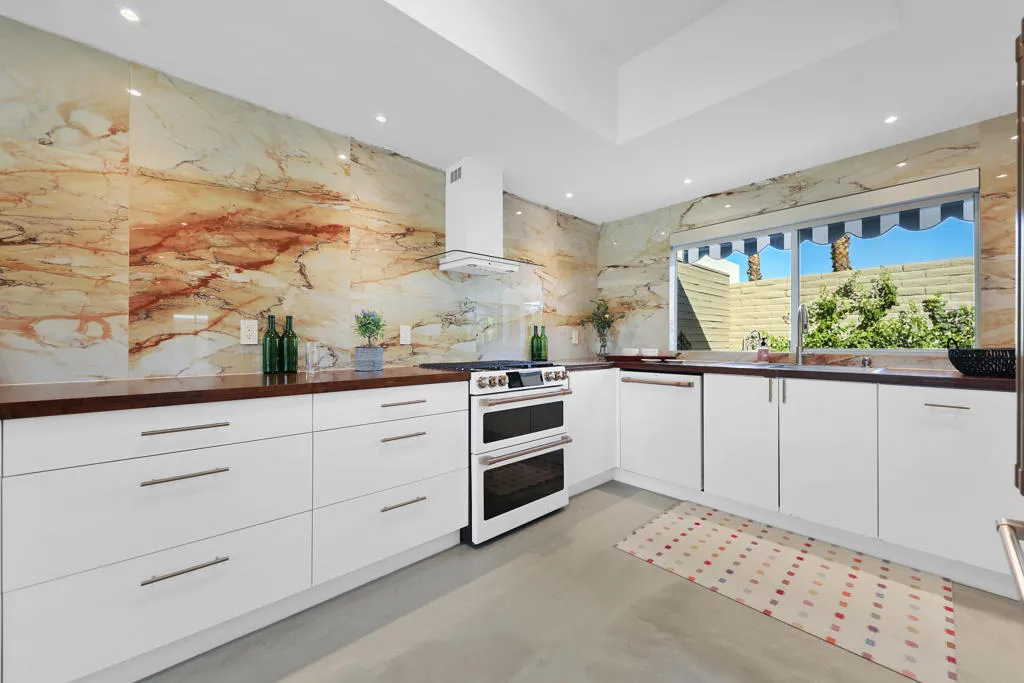 45215 Camino Dorado, Indian Wells, California 92210 home-pic-8