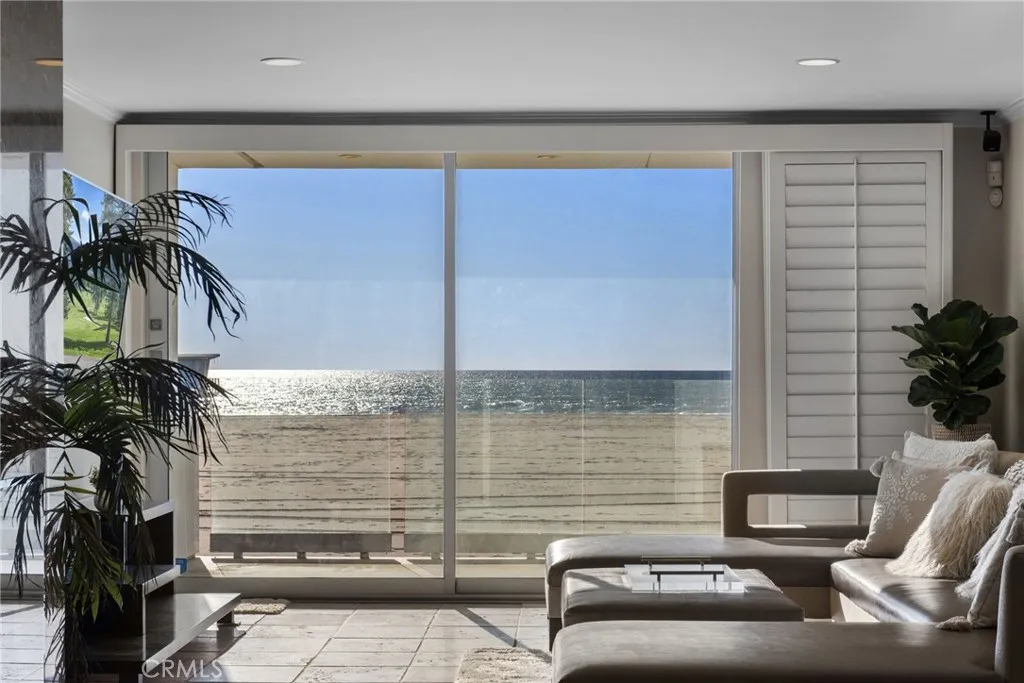 4 Jib Street 3, Marina Del Rey, California 90292 home-pic-2