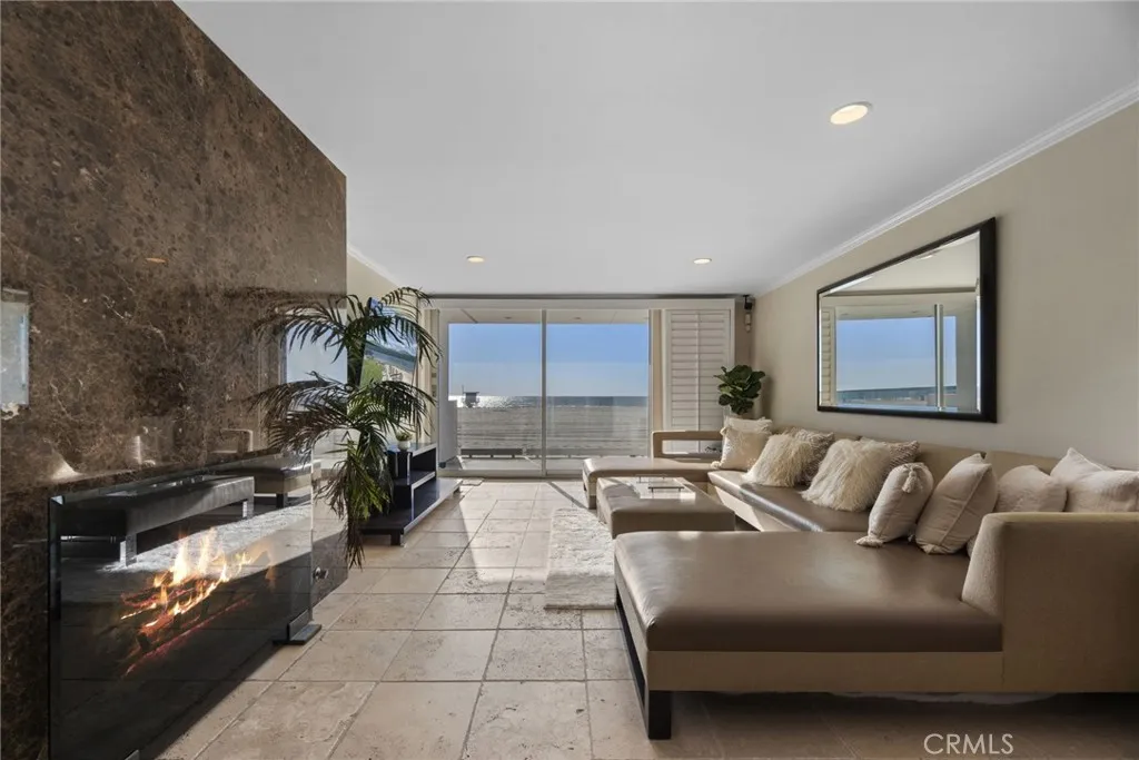 4 Jib Street 3, Marina Del Rey, California 90292 home-pic-3
