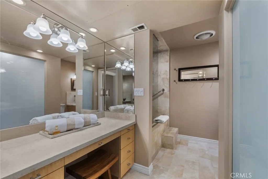 4 Jib Street 3, Marina Del Rey, California 90292 home-pic-27