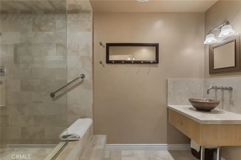 4 Jib Street 3, Marina Del Rey, California 90292 home-pic-28