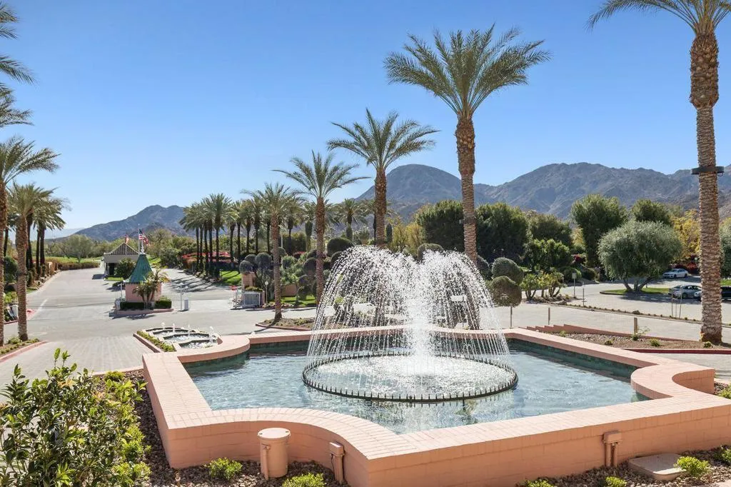 47212 Marrakesh Drive, Palm Desert, California 92260 home-pic-36