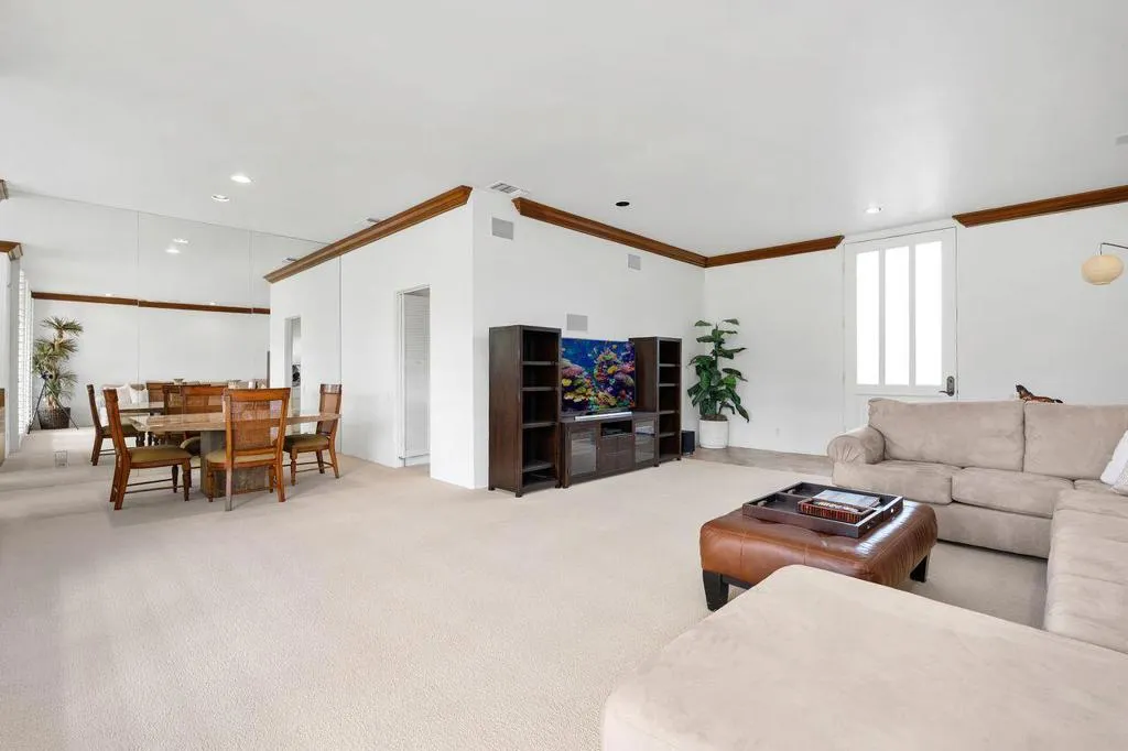 47212 Marrakesh Drive, Palm Desert, California 92260 home-pic-4