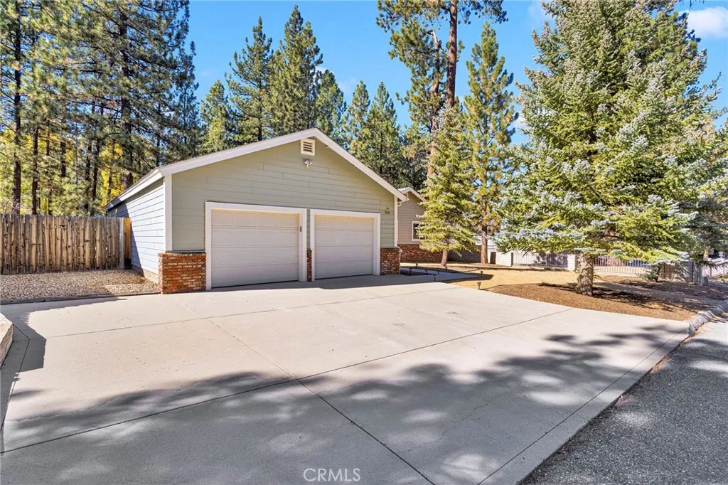 556 Killington, Big Bear Lake, California 92315 home-pic-4