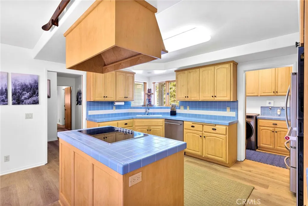 556 Killington, Big Bear Lake, California 92315 home-pic-14