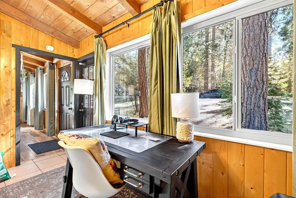 53570 Idyllbrook Drive, Idyllwild, California 92549 home-pic-16