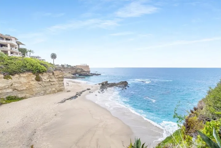 "SECRET COVE" OR TABLE ROCK BEACH...