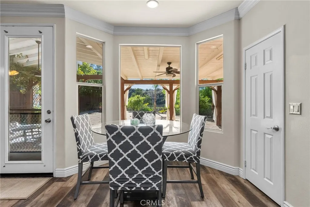 20310 Candice Court, Canyon Country, California 91351 home-pic-11