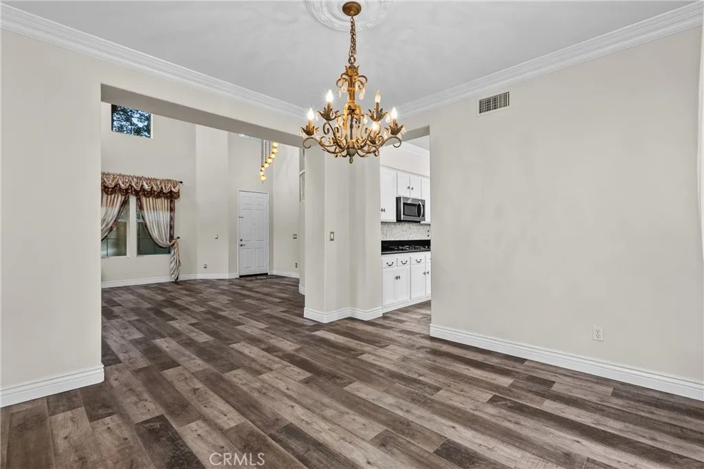 20310 Candice Court, Canyon Country, California 91351 home-pic-7
