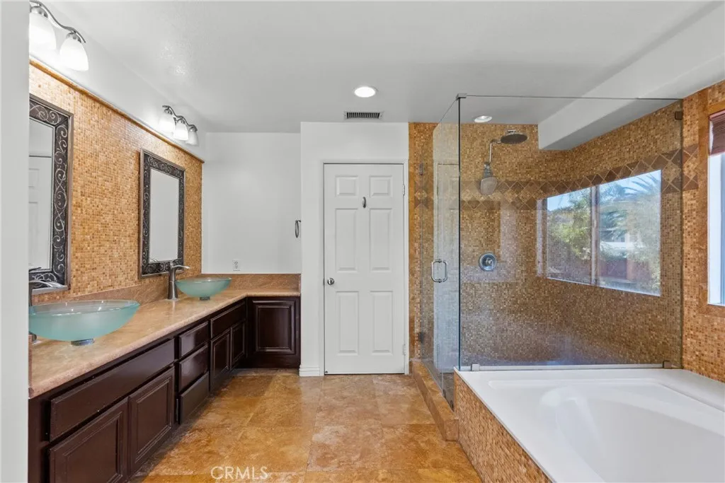20310 Candice Court, Canyon Country, California 91351 home-pic-26