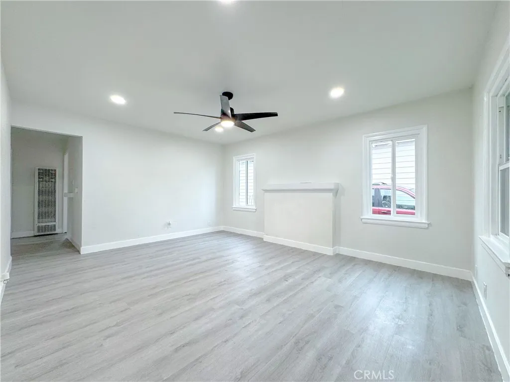 5557 Lemon Avenue, Long Beach, California 90805 home-pic-3