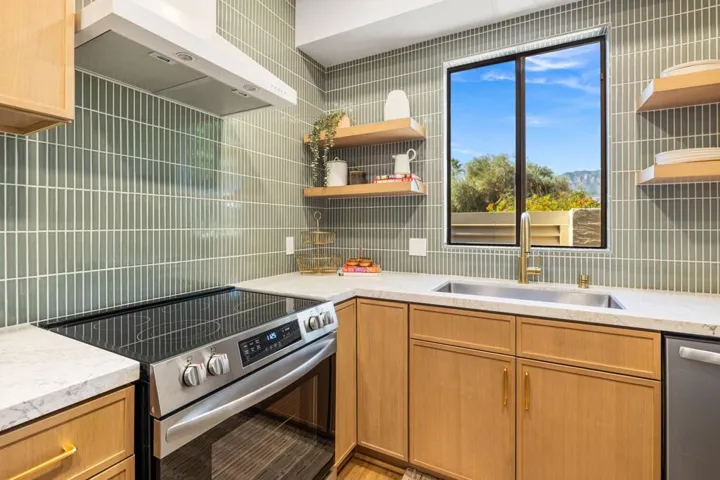 4-web-or-mls-AM4A9738