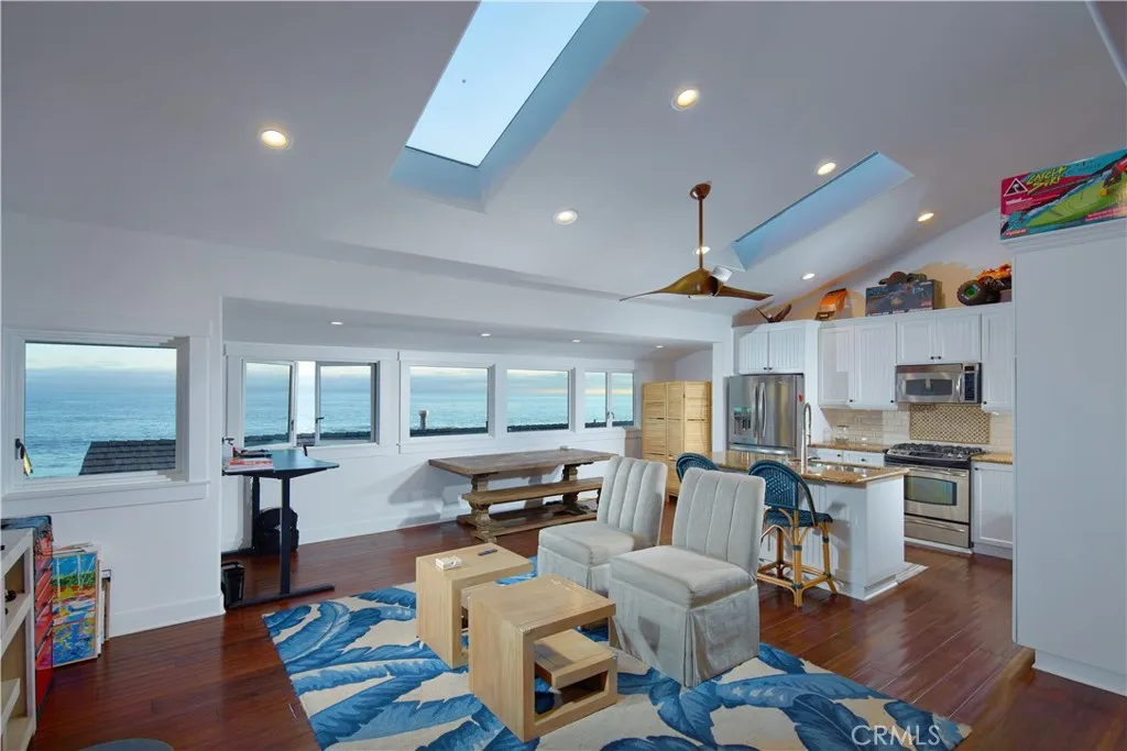 2800 Ocean Front, Laguna Beach, California 92651 home-pic-22