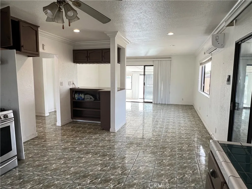 10946 Michael Hunt, South El Monte, California 91733 home-pic-4