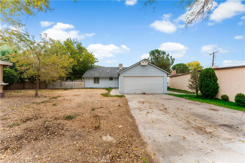 1354 W Jenner, Lancaster, California 93534 home-pic-3