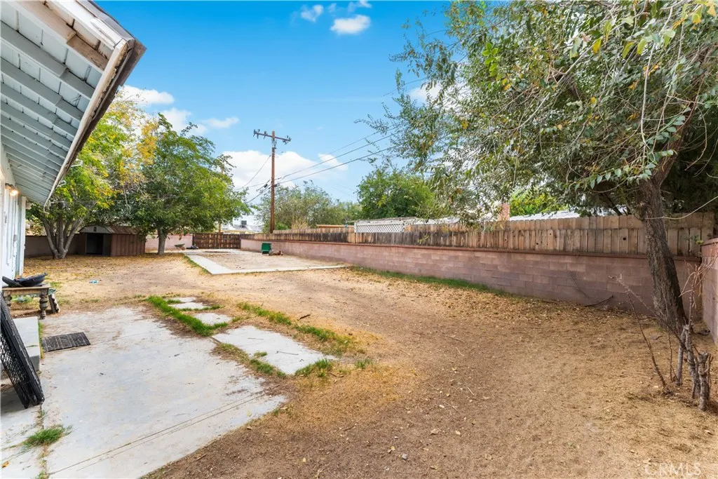 1354 W Jenner, Lancaster, California 93534 home-pic-23