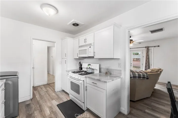 1354 W Jenner, Lancaster, California 93534