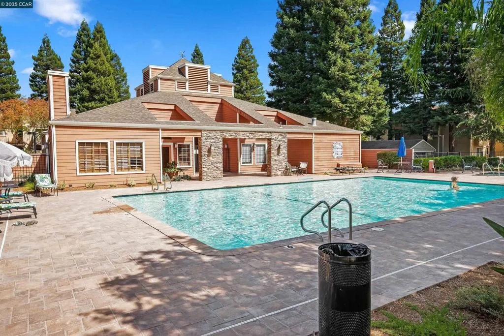 332 Eastridge Dr, San Ramon, California 94582 home-pic-27