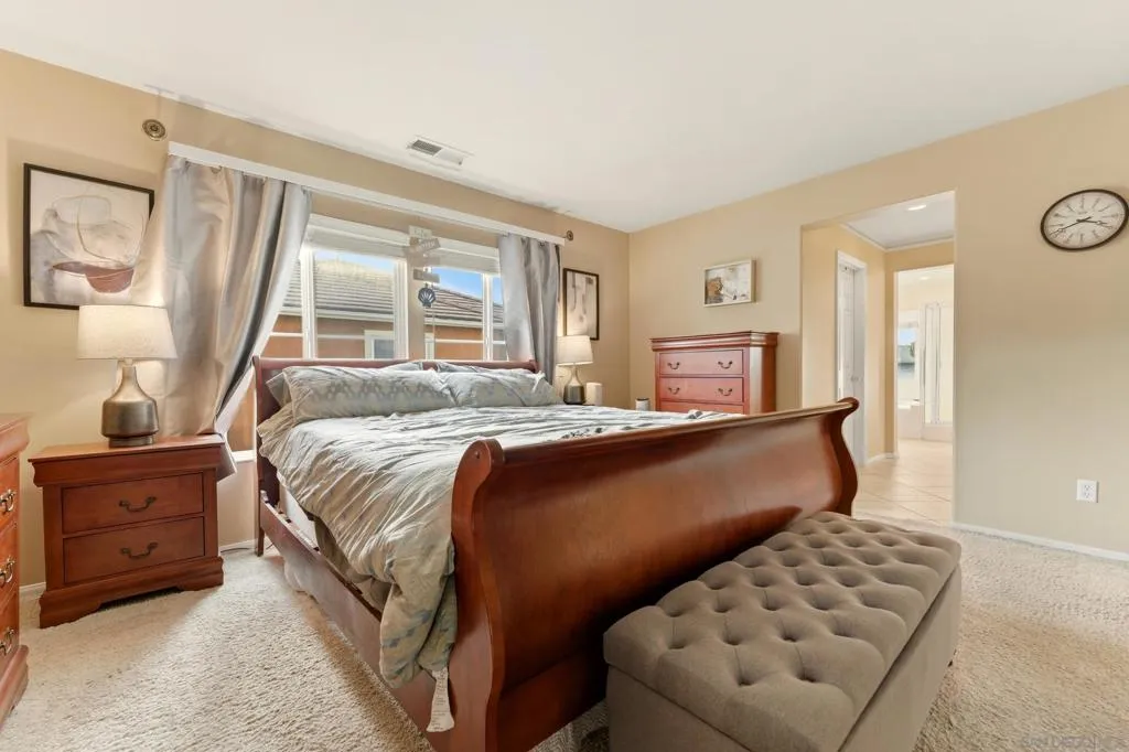 465 Ashbourne Gln, Escondido, California 92027 home-pic-15