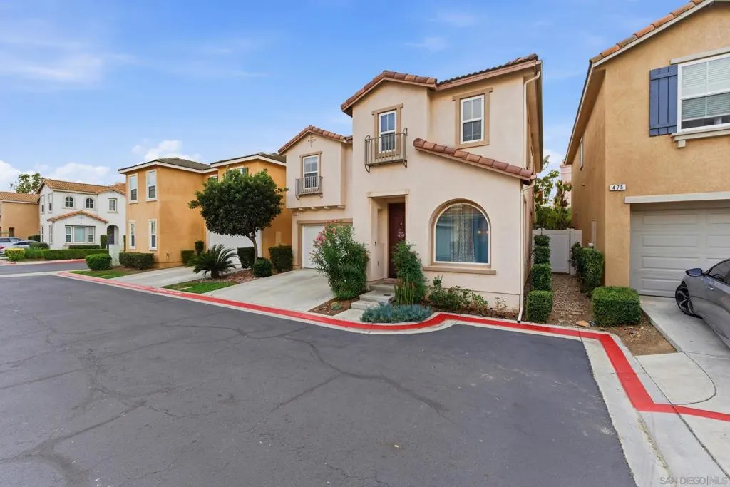 465 Ashbourne Gln, Escondido, California 92027 home-pic-46