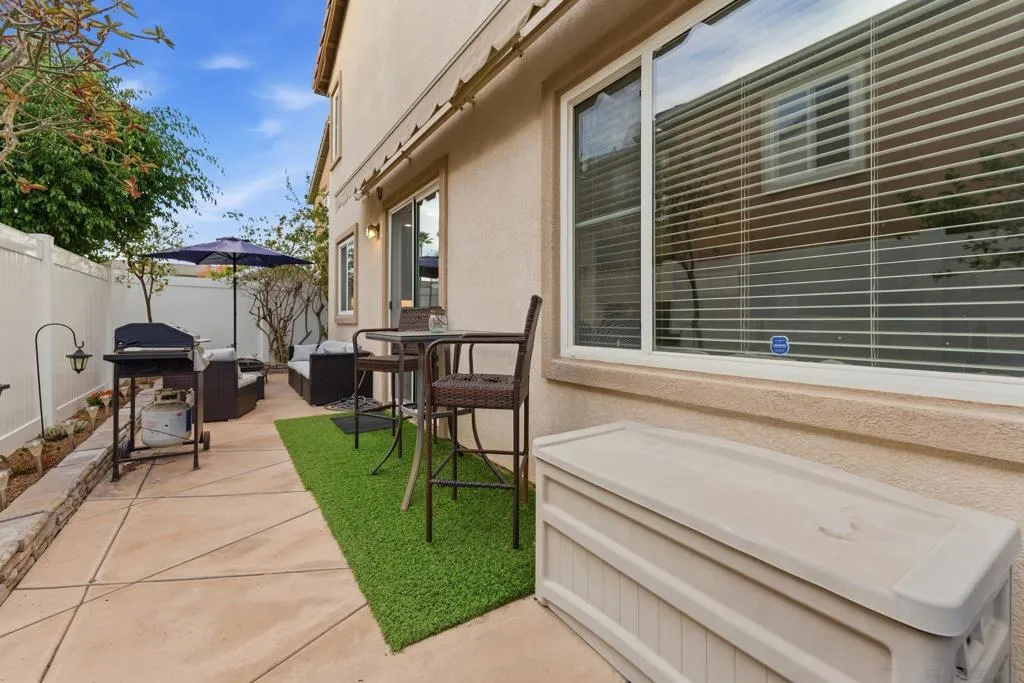 465 Ashbourne Gln, Escondido, California 92027 home-pic-42