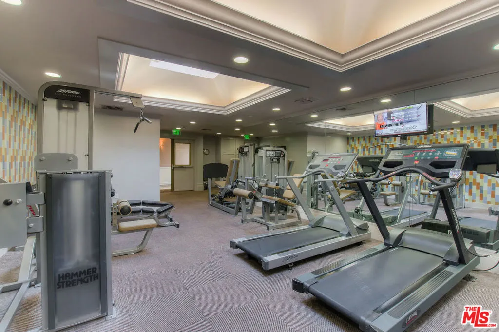 10520 Wilshire Boulevard 905, Los Angeles, California 90024 home-pic-14