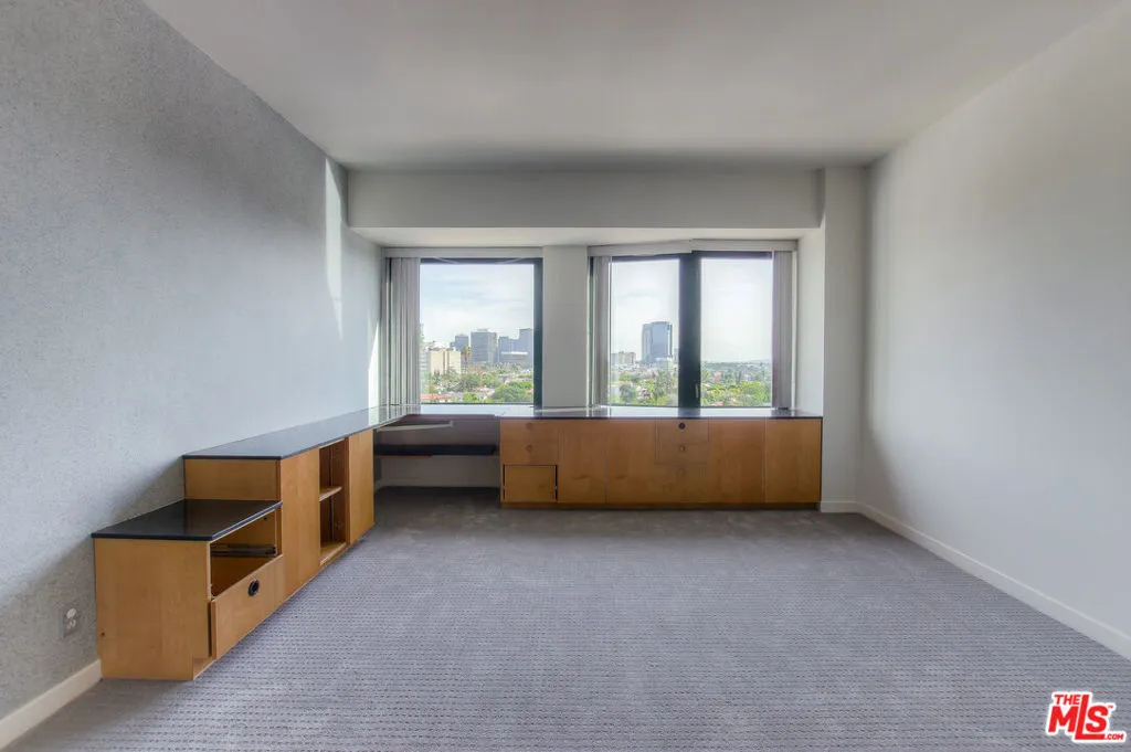 10520 Wilshire Boulevard 905, Los Angeles, California 90024 home-pic-10