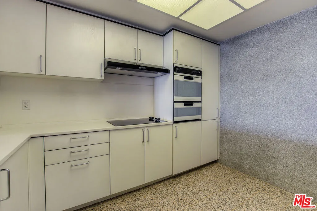 10520 Wilshire Boulevard 905, Los Angeles, California 90024 home-pic-8