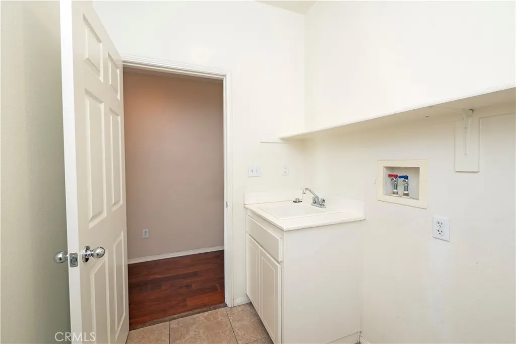 26869 Claystone, Moreno Valley, California 92555 home-pic-19