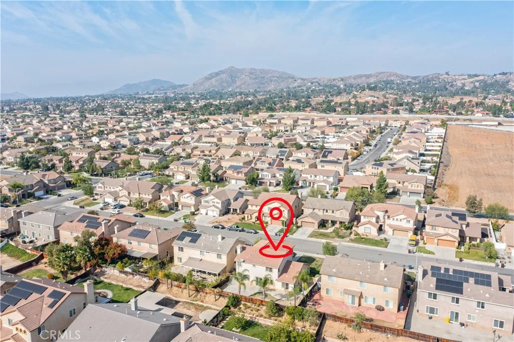 26869 Claystone, Moreno Valley, California 92555 home-pic-4