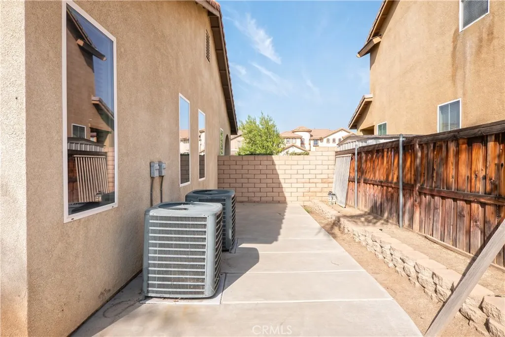 26869 Claystone, Moreno Valley, California 92555 home-pic-46