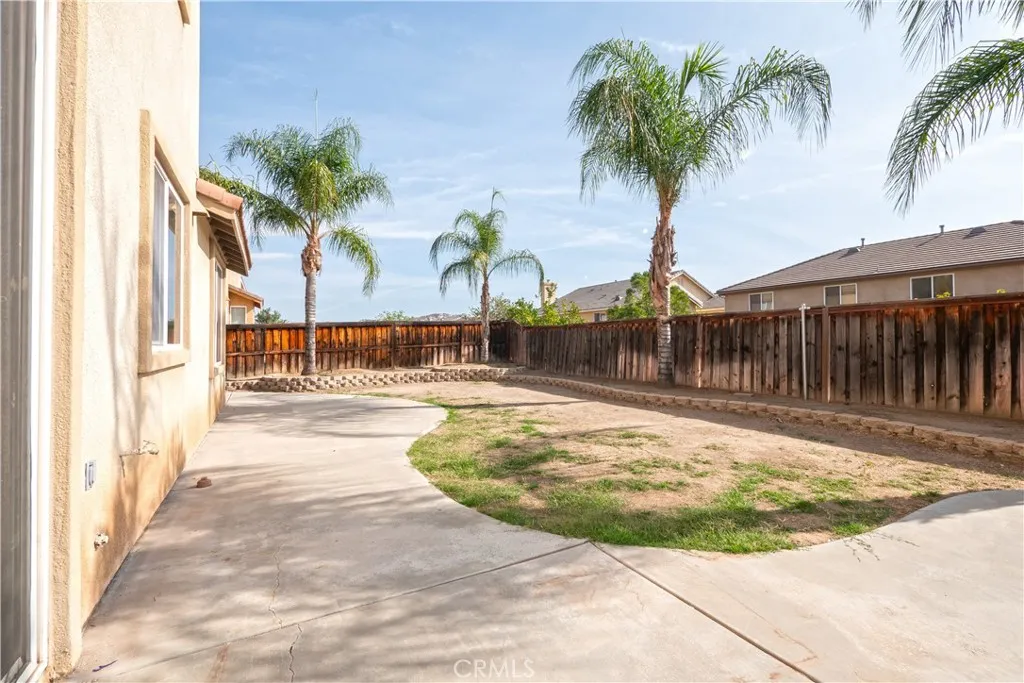 26869 Claystone, Moreno Valley, California 92555 home-pic-45