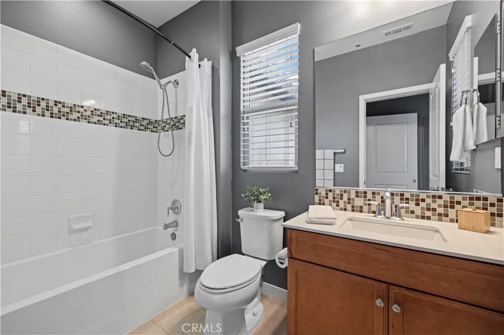 375 Myrtle, Ventura, California 93004 home-pic-17