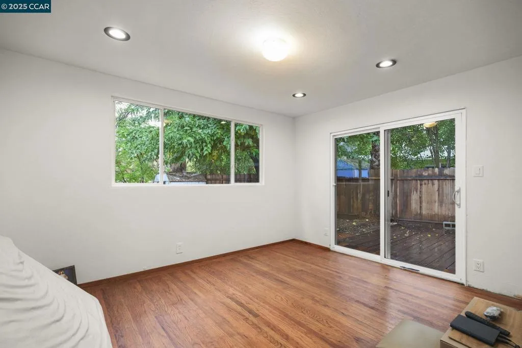 1867 Toyon Dr, Concord, California 94520 home-pic-13