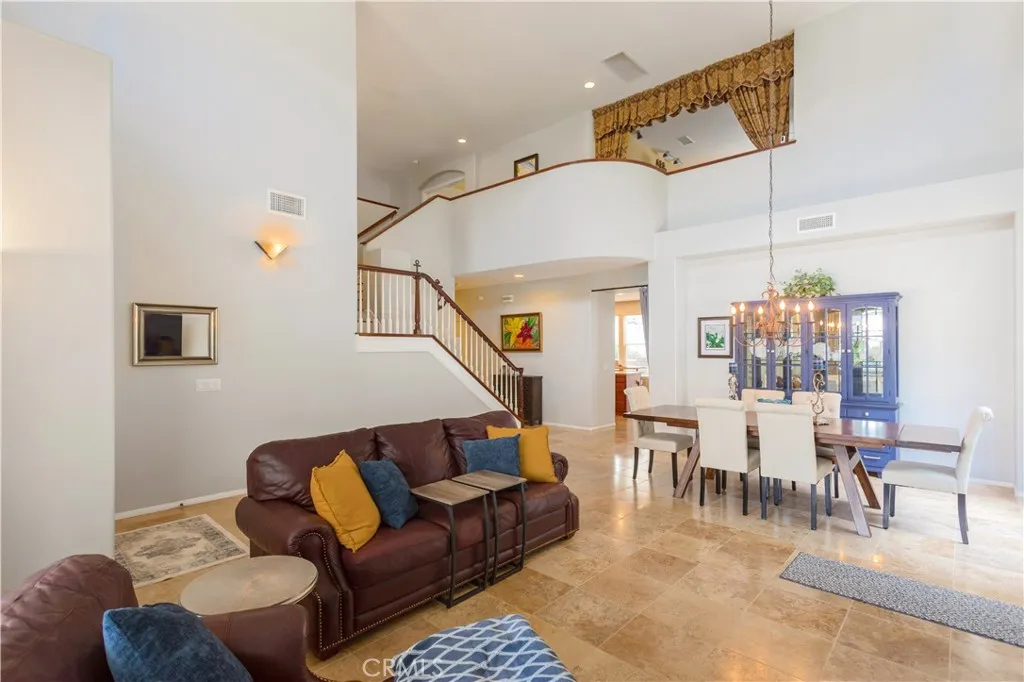 24599 Calle Perla, Murrieta, California 92562 home-pic-11