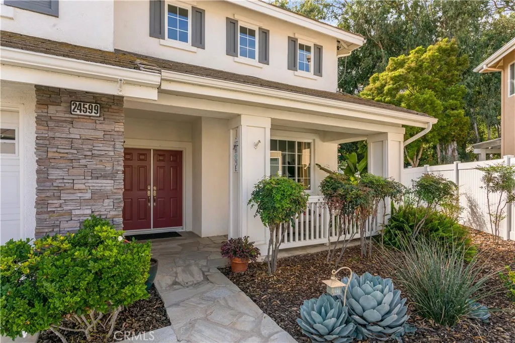 24599 Calle Perla, Murrieta, California 92562 home-pic-2