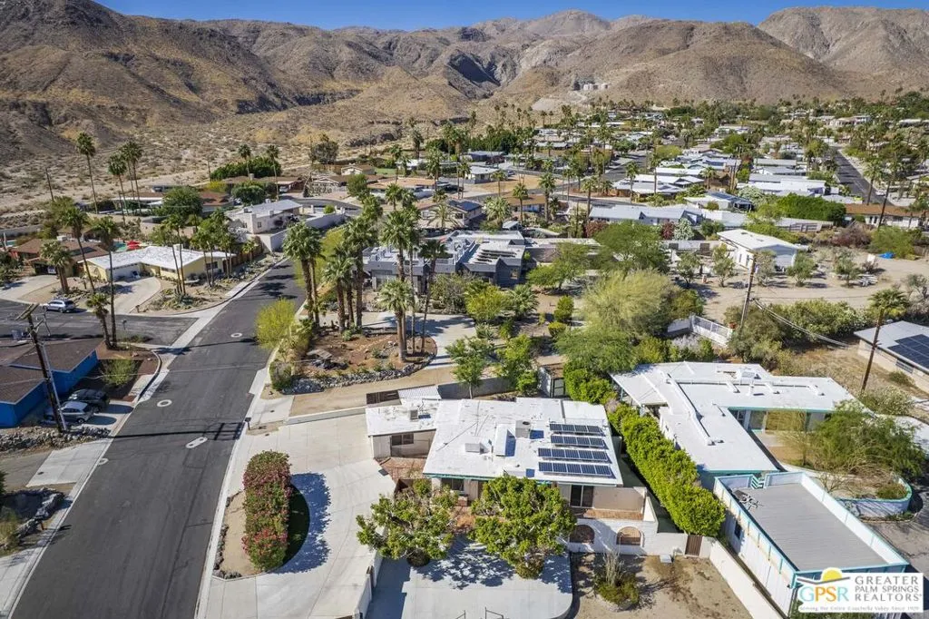 39005 Bel Air Drive, Cathedral City, California 92234 home-pic-15