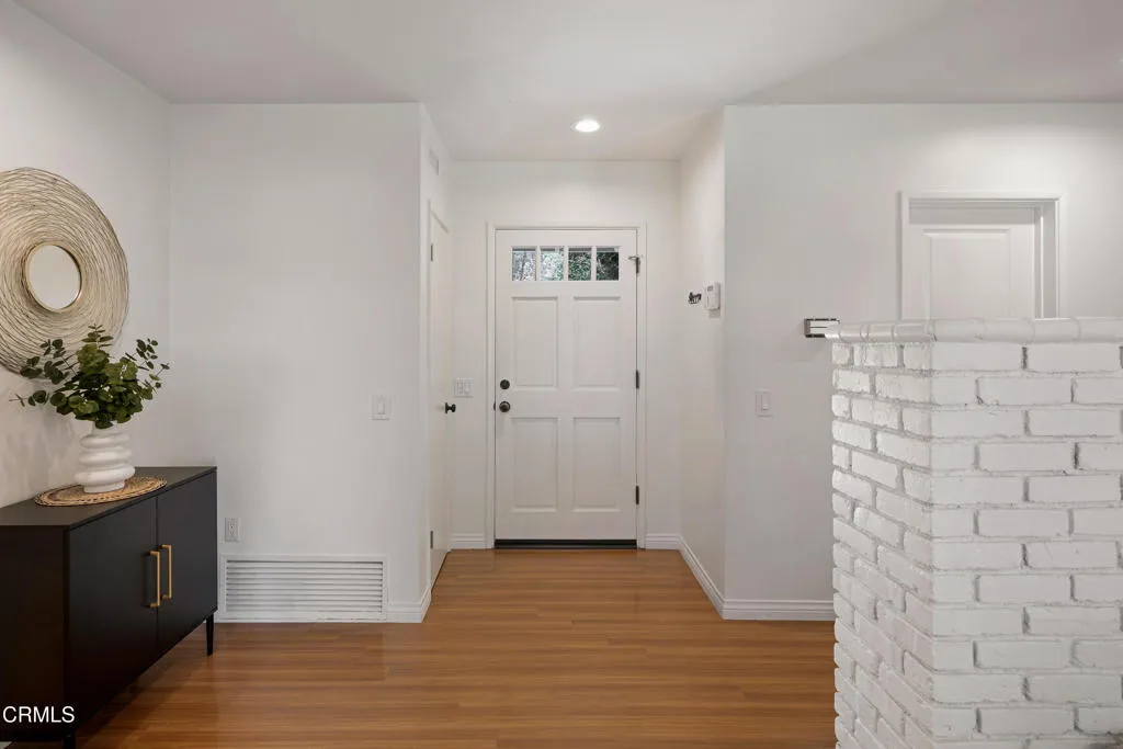 516 Venado Vista Drive, La Canada Flintridge, California 91011 home-pic-3