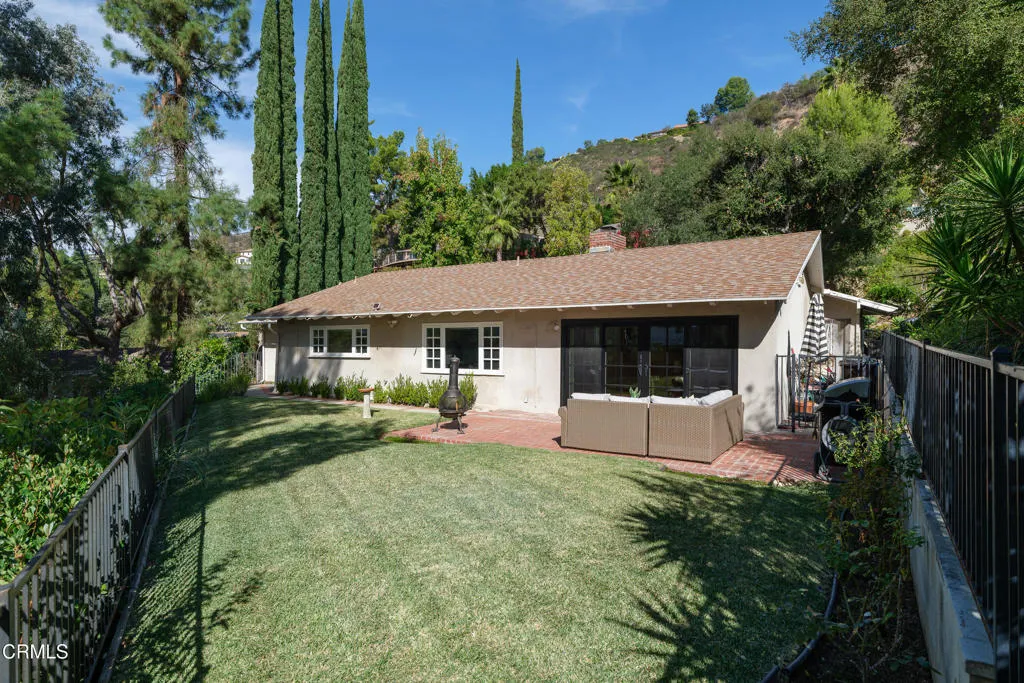 516 Venado Vista Drive, La Canada Flintridge, California 91011 home-pic-37