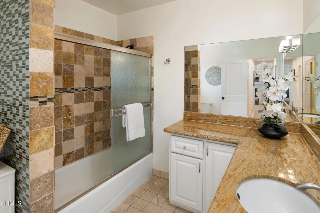 516 Venado Vista Drive, La Canada Flintridge, California 91011 home-pic-35