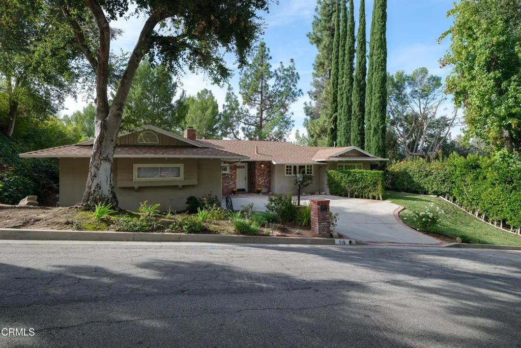 516 Venado Vista Drive, La Canada Flintridge, California 91011 home-pic-62