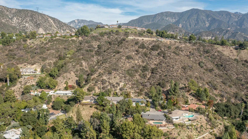 516 Venado Vista Drive, La Canada Flintridge, California 91011 home-pic-50