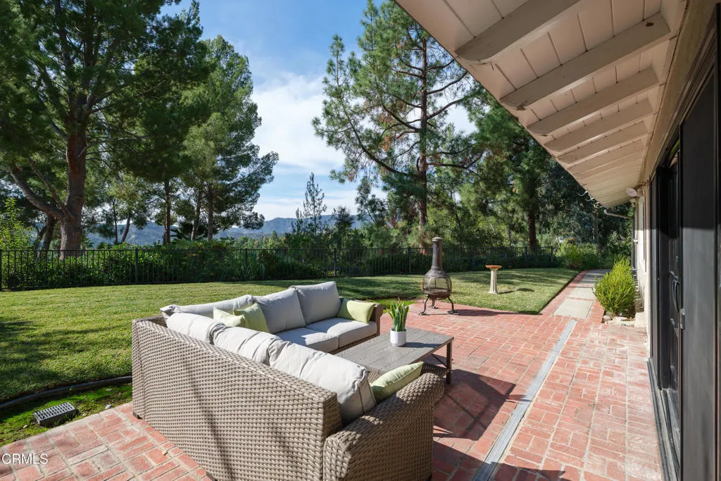 516 Venado Vista Drive, La Canada Flintridge, California 91011 home-pic-39