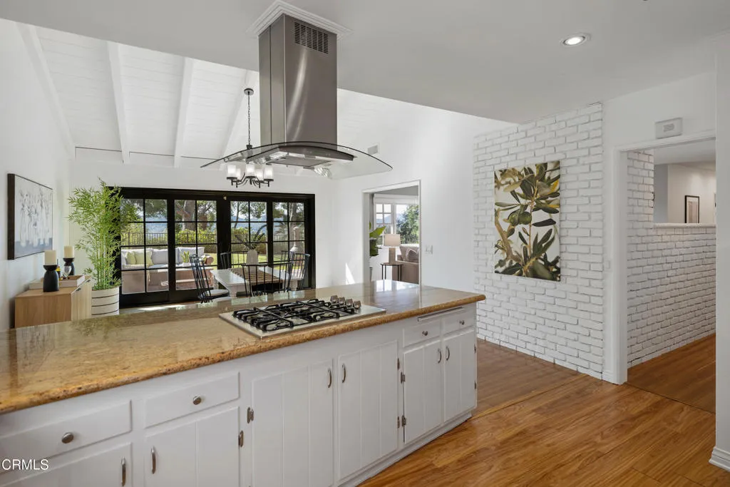 516 Venado Vista Drive, La Canada Flintridge, California 91011 home-pic-23