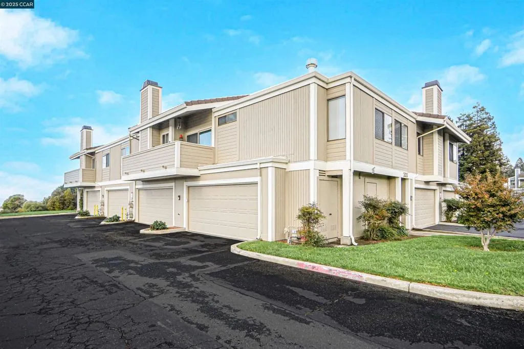 303 Atlas Dr 7, Hercules, California 94547 home-pic-1
