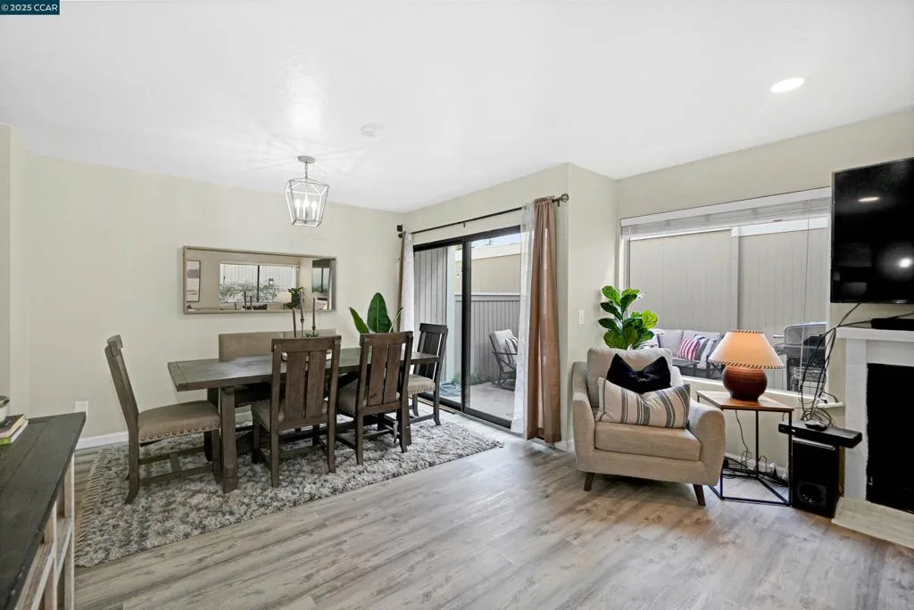 303 Atlas Dr 7, Hercules, California 94547 home-pic-13
