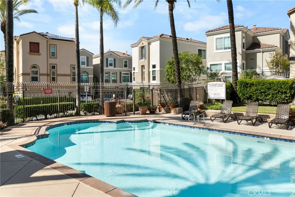 28 Montana Del Lago, Rancho Santa Margarita, California 92688 home-pic-31