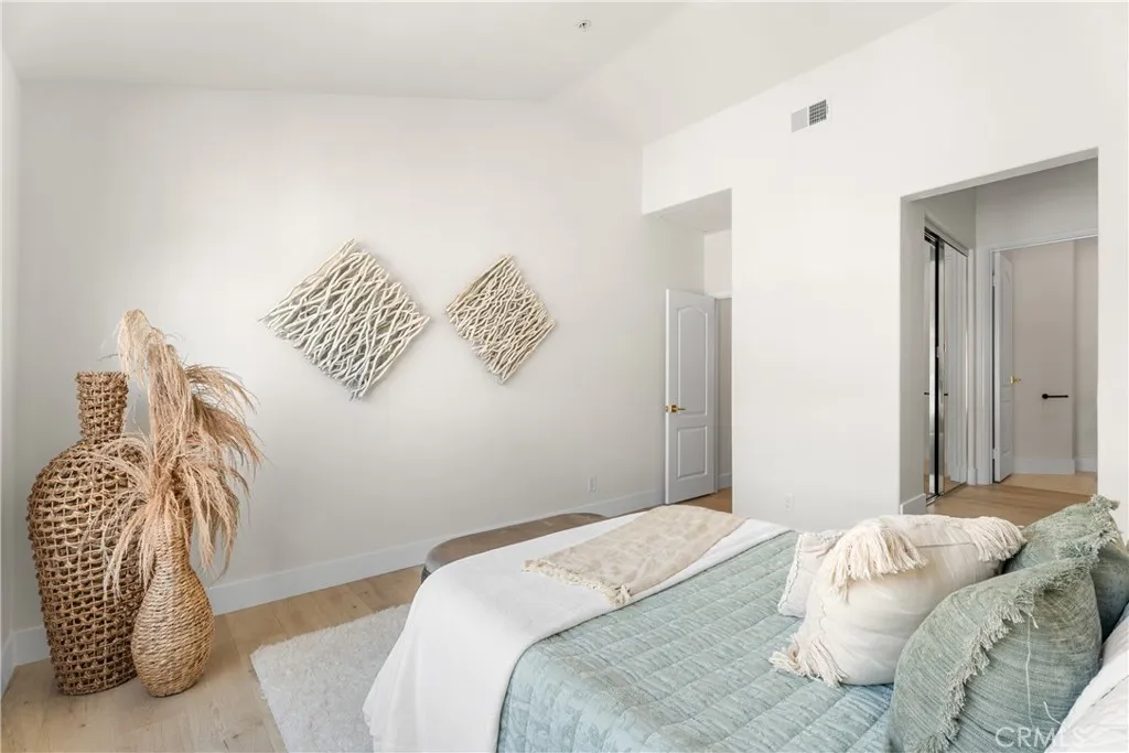 28 Montana Del Lago, Rancho Santa Margarita, California 92688 home-pic-13