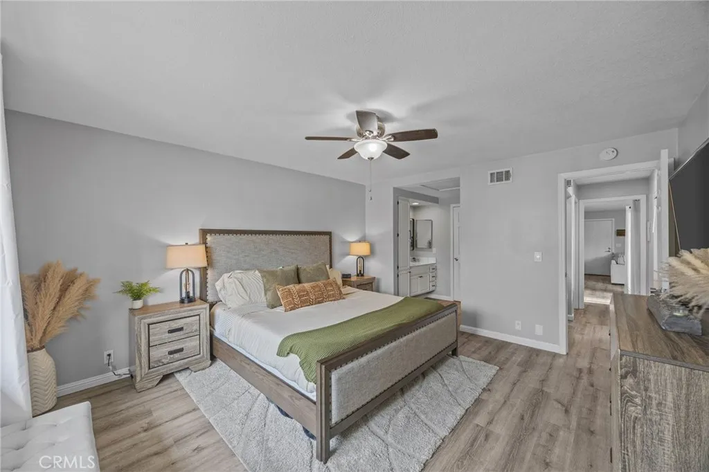 8213 Woodland 40, Buena Park, California 90620 home-pic-20