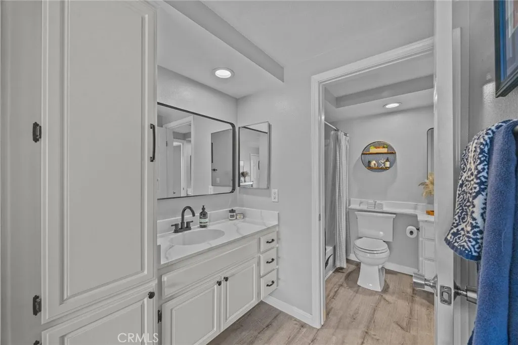 8213 Woodland 40, Buena Park, California 90620 home-pic-24